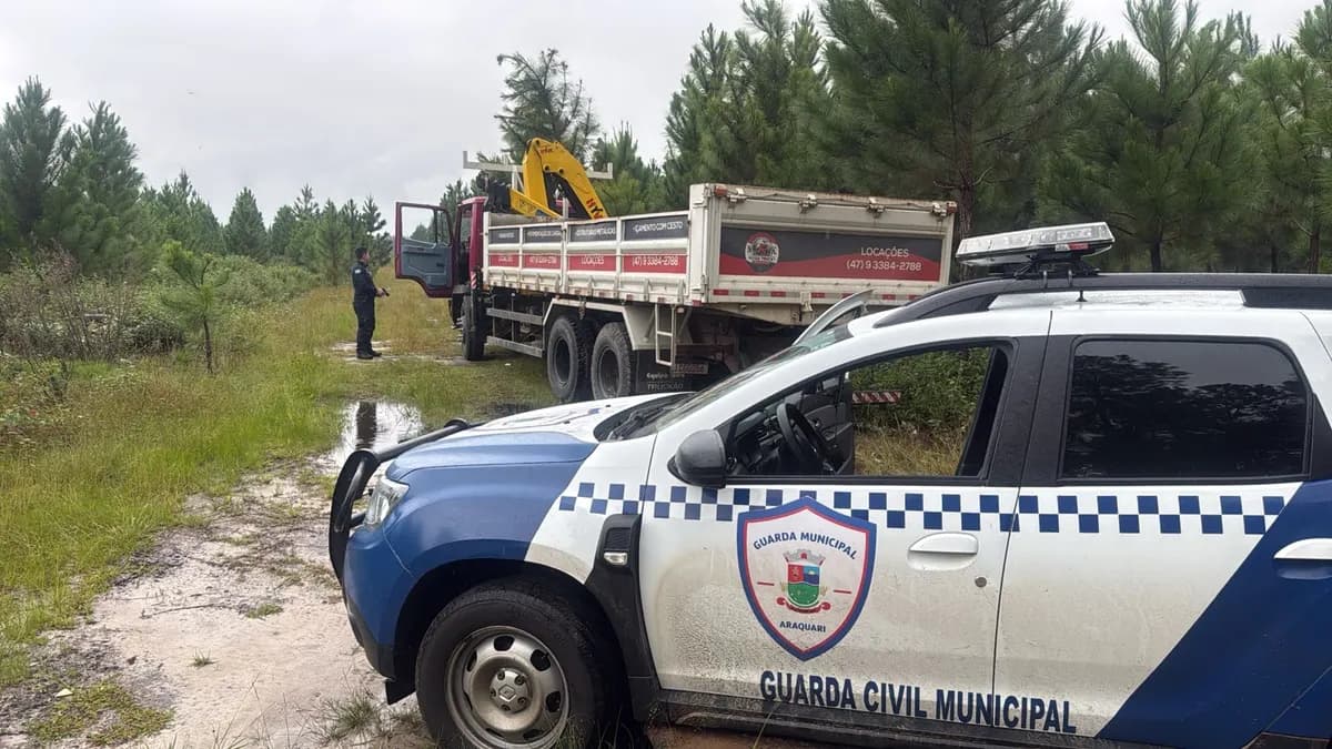 Guarda Municipal de Araquari recupera caminhão furtado no mesmo dia