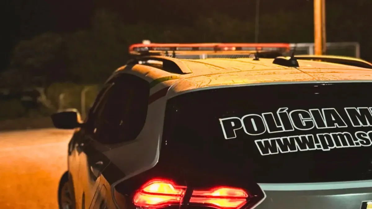 Homem é preso após furtar dinheiro de hotel em Treze Tílias