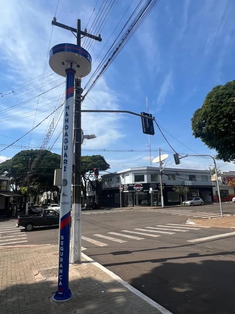 Totem de segurança pública instalado em Mandaguari - PR